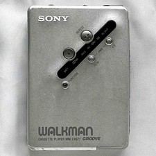 Powers on OK SONY WM-EX677 Silver Walkman Sony Junk