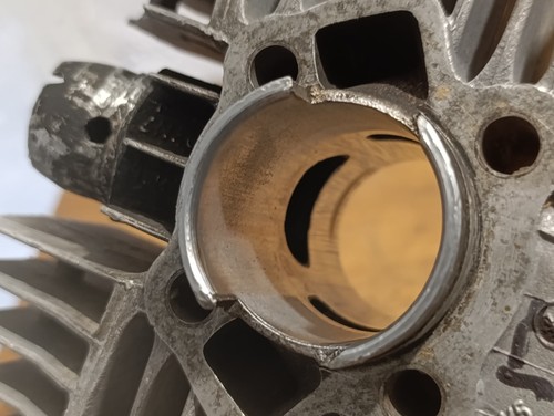 Cylinder KREIDLER florett RS, MAHLE 15-43.97. Odległość 44mm - Zdjęcie 7 z 9