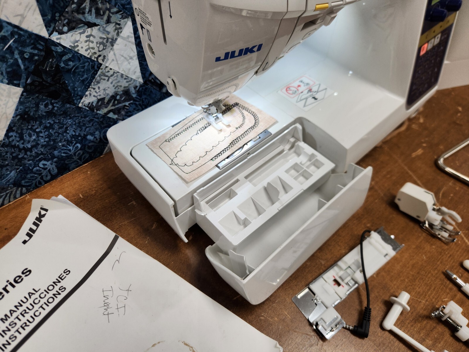 Juki DX7 Sewing & Quilting Machine w/ Accessories! Professionally