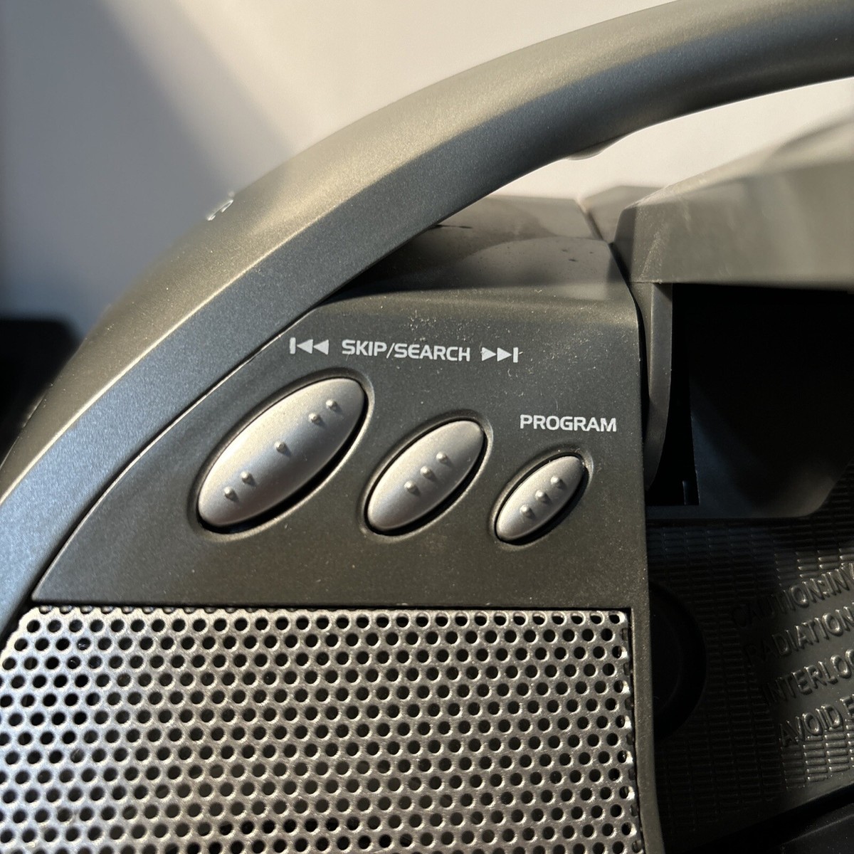 Unblock デモCD GPX Boombox CD AM/FM Player Gray CD Not Working Radio Works