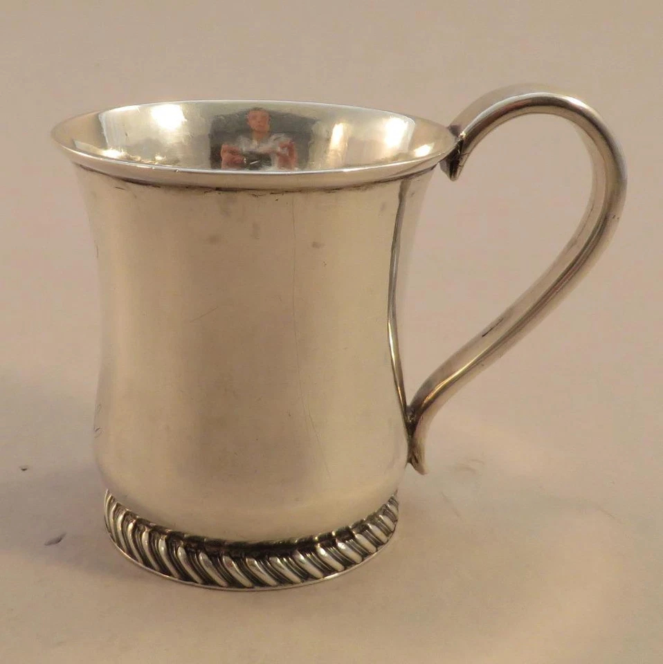 Rare Early American Coin Silver Child’s Mug MM to Sarah Demilt New York c. 1810 - Image 3 of 4