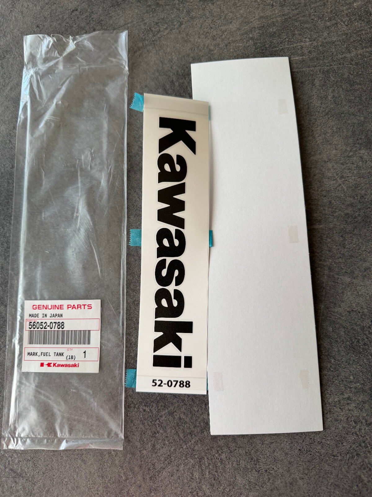 Sticker réservoir Kawasaki ER650 pour remplacer un adhésif usé référence 56052-0788