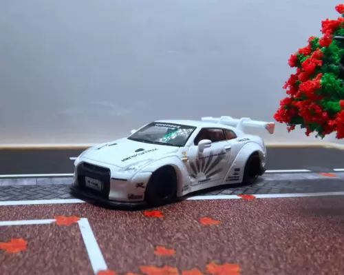Modellino auto in plastica 1/87 Nissan GT-R R35 - Foto 17 di 29