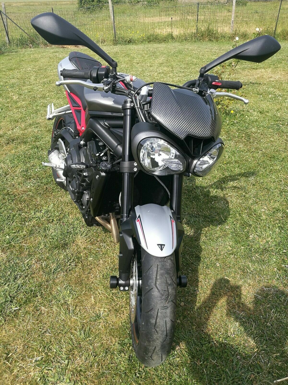 Bulle Street Triple 765 protection aérodynamique en carbone déviation du flux d'air S RS