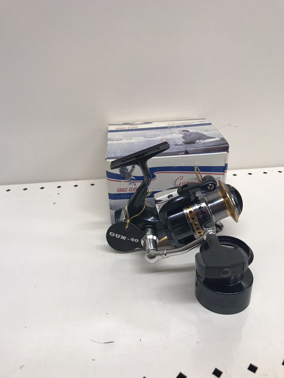Vintage NOS  Eagle Claw Gunnison Spinning Reel GUN-40 NOB 8 Ball Bearing