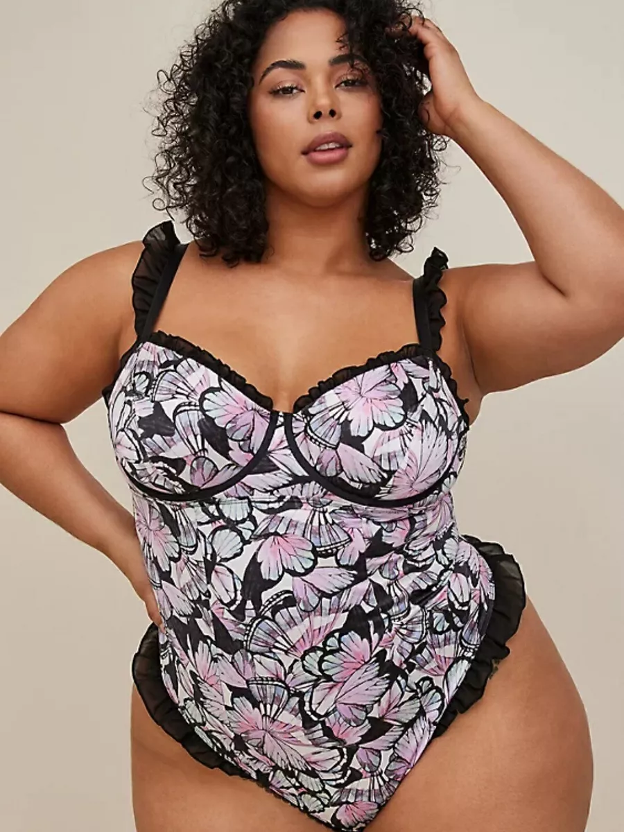 Plus Size - Black Lace Cutout Cage Underwire Longline Bralette