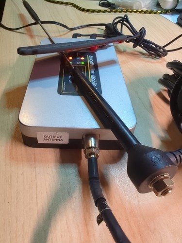 Amplificateur mobile SmoothTalker Cellular Booster double bande X 30 dB BST220-30 - Photo 3 sur 6