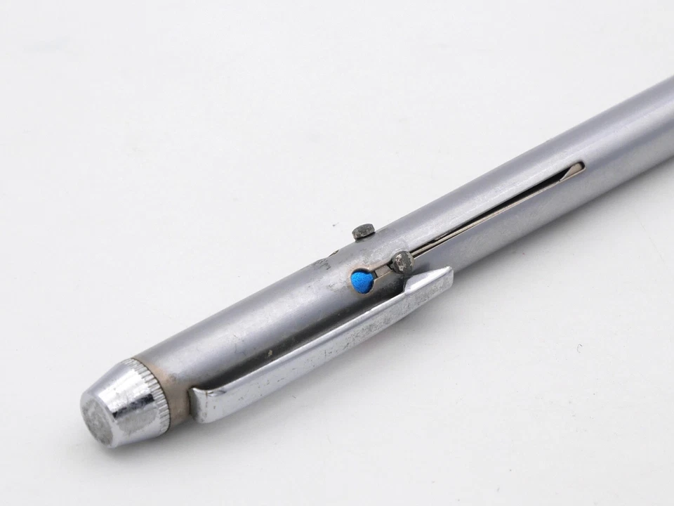 STYLO BILLE 4 COULEURS ANCIEN - 4 COLOR BALLPOINT PEN - REYNOLDS - Photo 2/4