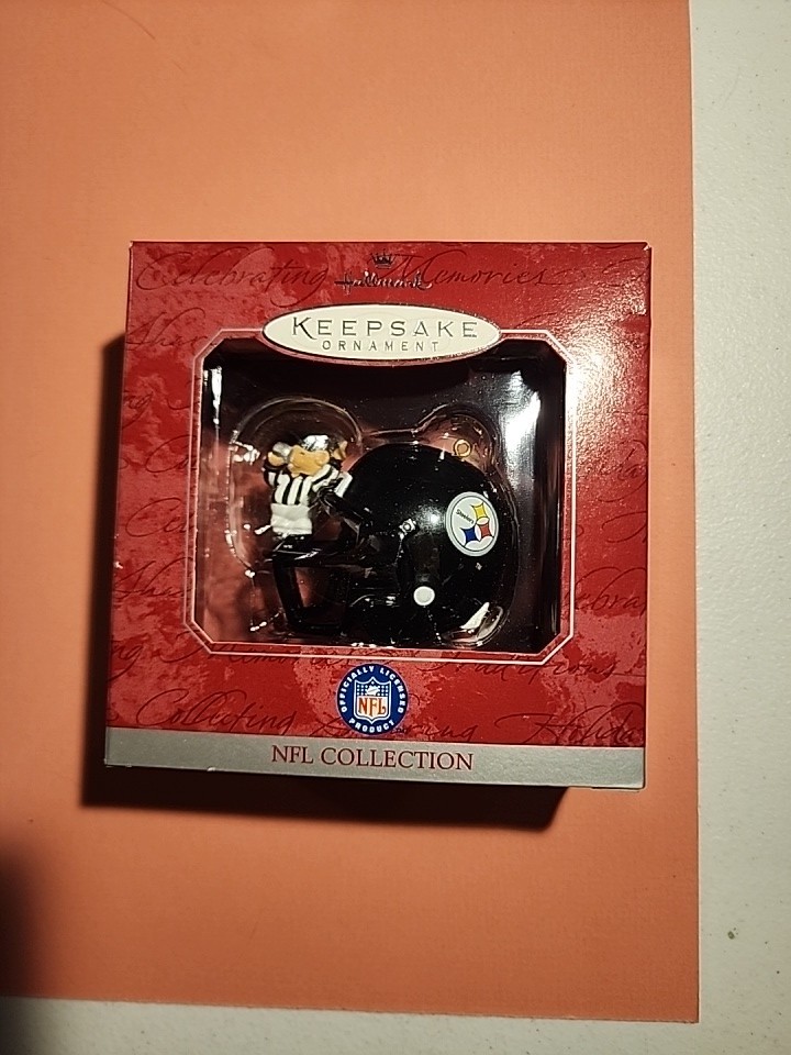 Pittsburgh Steelers NFL Helmet Hallmark Keepsake Ornament Christmas 1998 MINT