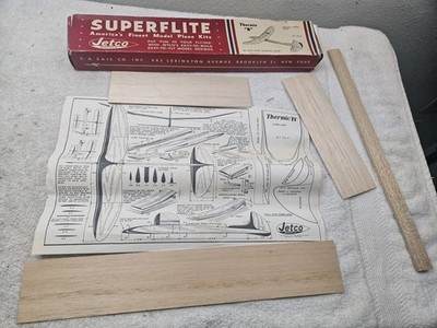 JETCO MODELS SUPERFLITE  THERMIC B   KIT SG-3   NEW IN BOX  HAND LAUNCHED GLIDER