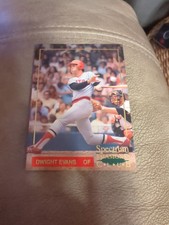 Top 10 Dwight Evans Baseball Cards 24