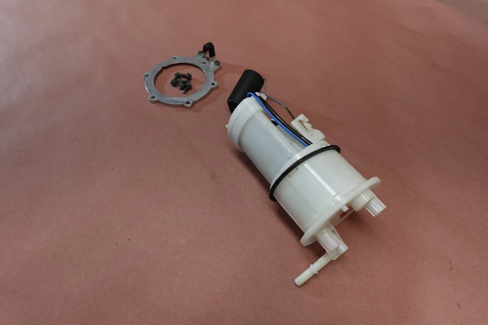 2004-2009 YAMAHA FZ6-S FZ6S FZ6 FZ600 Petrol Gas Fuel Pump Assembly - Image 3 of 4