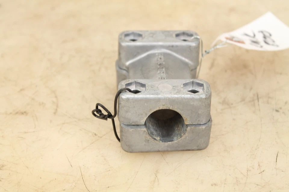 2001 Polaris Rmk 800 Rmk800 Riser Block / Clamps Foto 3 de 4