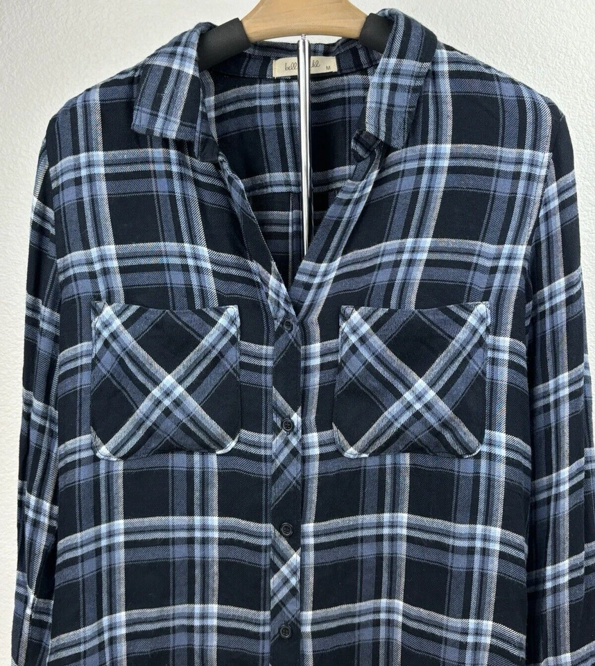 Camisa para mujer Bella Dahl azul/negro a cuadros abotonada talla M rayón suave informal vaquera Foto 2 de 4