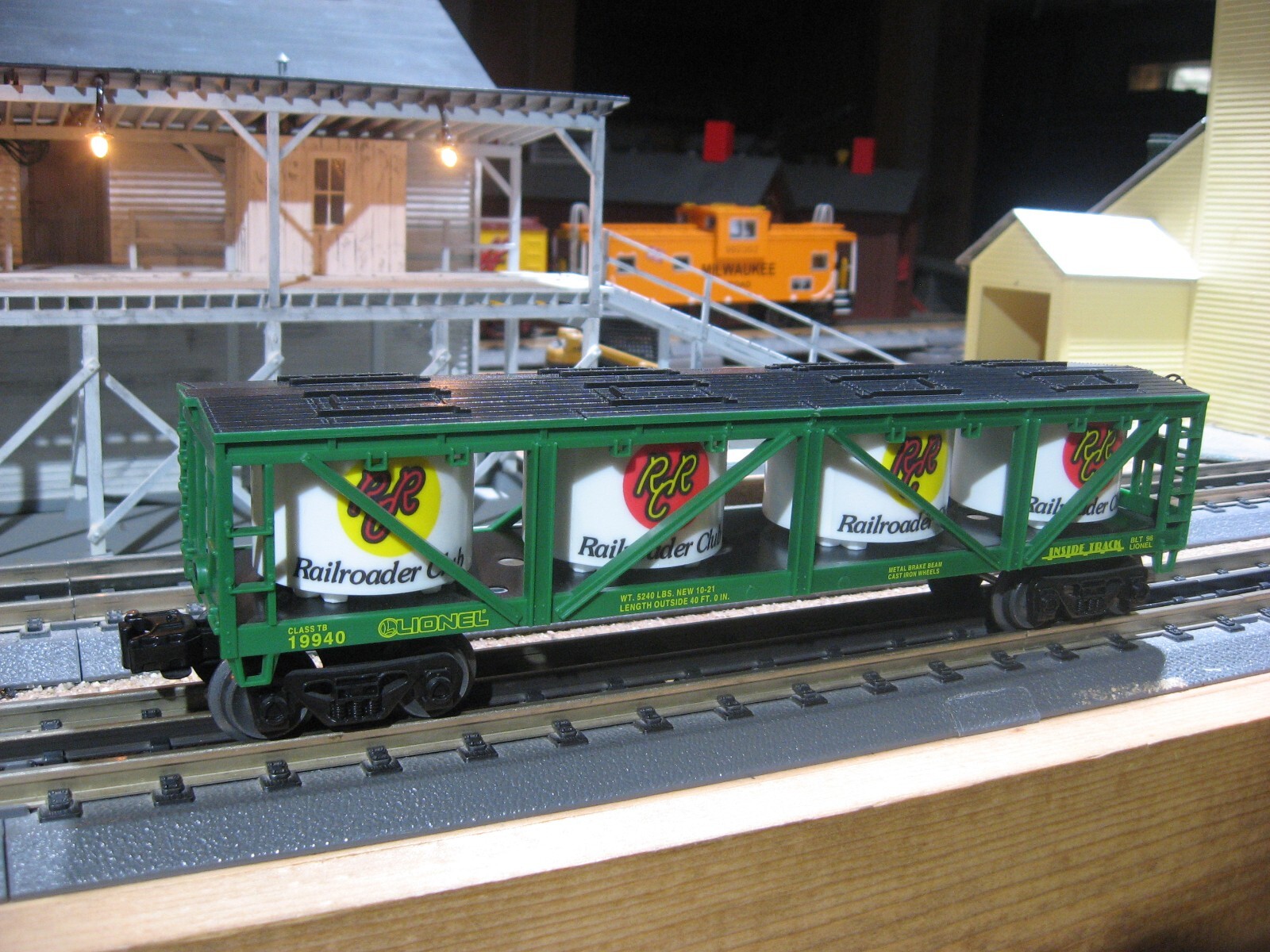 Lionel 6-19940 1996 Inside Track Vat Car * BUY IT NOW LISTING *