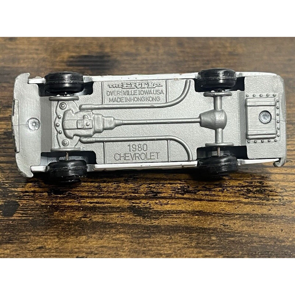 Ertl 1980 Chevy 88 Gatorade Stocker Race Car Green/White Hong