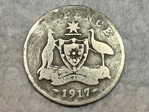 1917 Great Britain, Australia, Six Pence, King George V - Picture 2 of 2