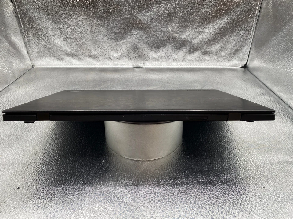 Lenovo ThinkPad X1 Carbon Gen 3, i5-5300U 2,3 GHz, 8 GB de RAM, SSD de 256 GB Foto 4 de 4