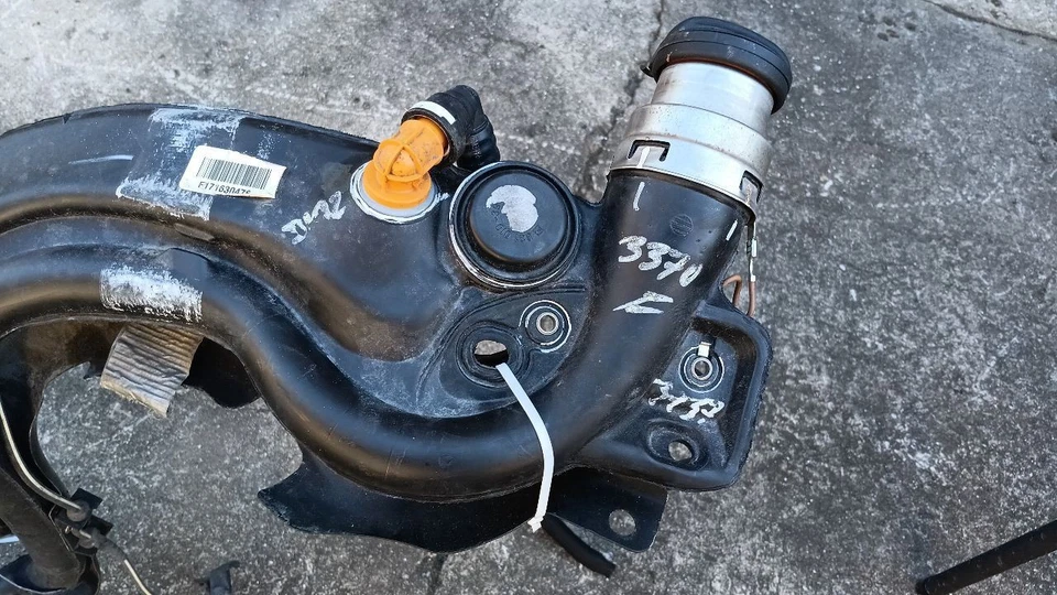 Fuel Tank Fits 16-18 JETTA 1381247 — 第 3/4 张图片