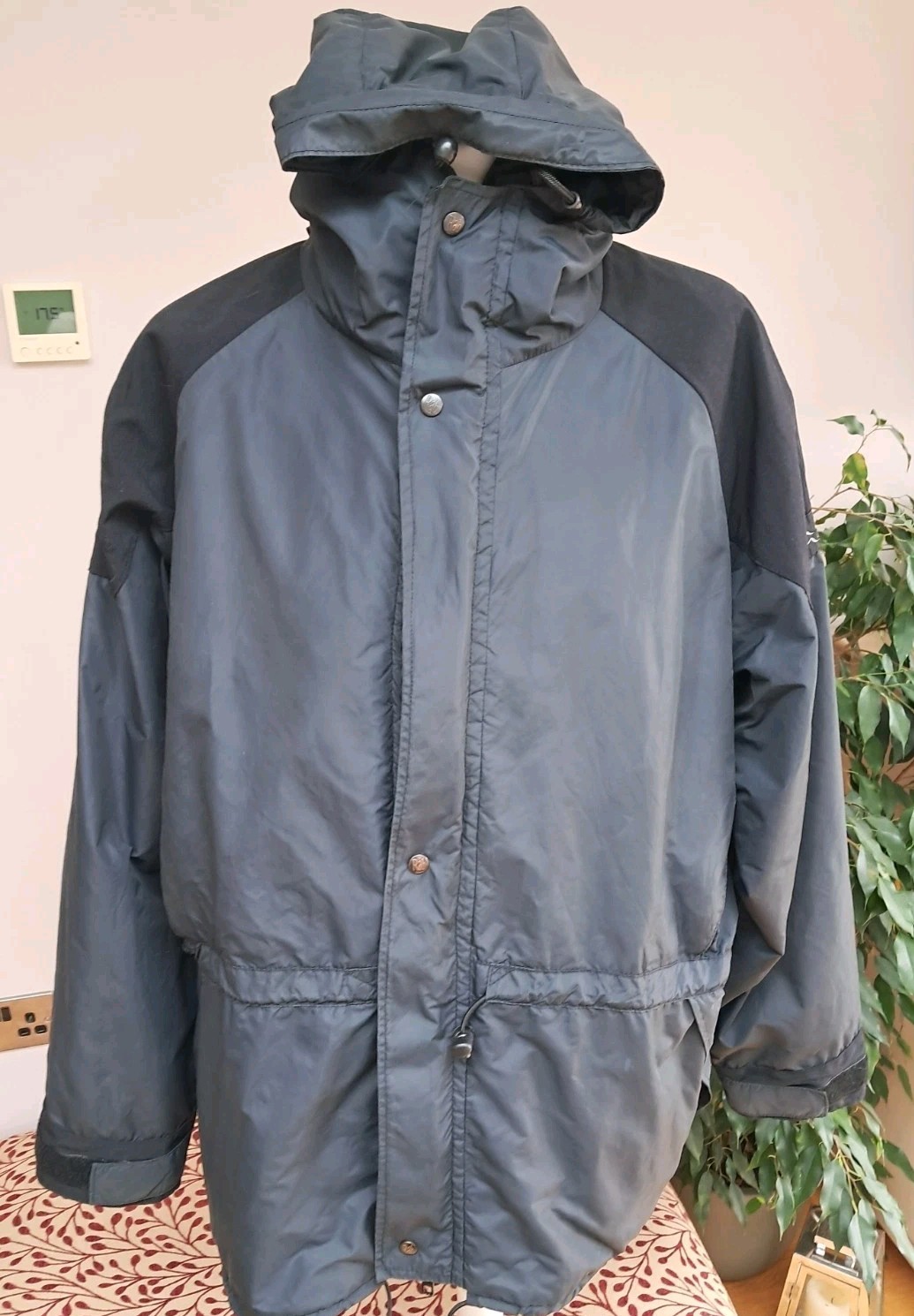 Rab, Vintage Retro RAB Down-Pour Pertex Quality Jacket Coat - Black - Size XL Taped