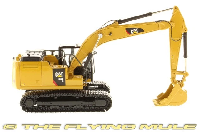 Diecast Masters 1:50 320F Excavator - Image 4 of 4
