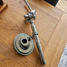 DW Design Series Frequent Flyer Single Tom Mount for Bass Drum, Chrome. NEW.