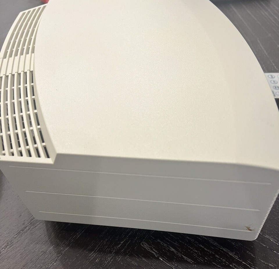 Bose Wave Music System AM/FM CD Player Clock Radio w/ Remote AWRCC2