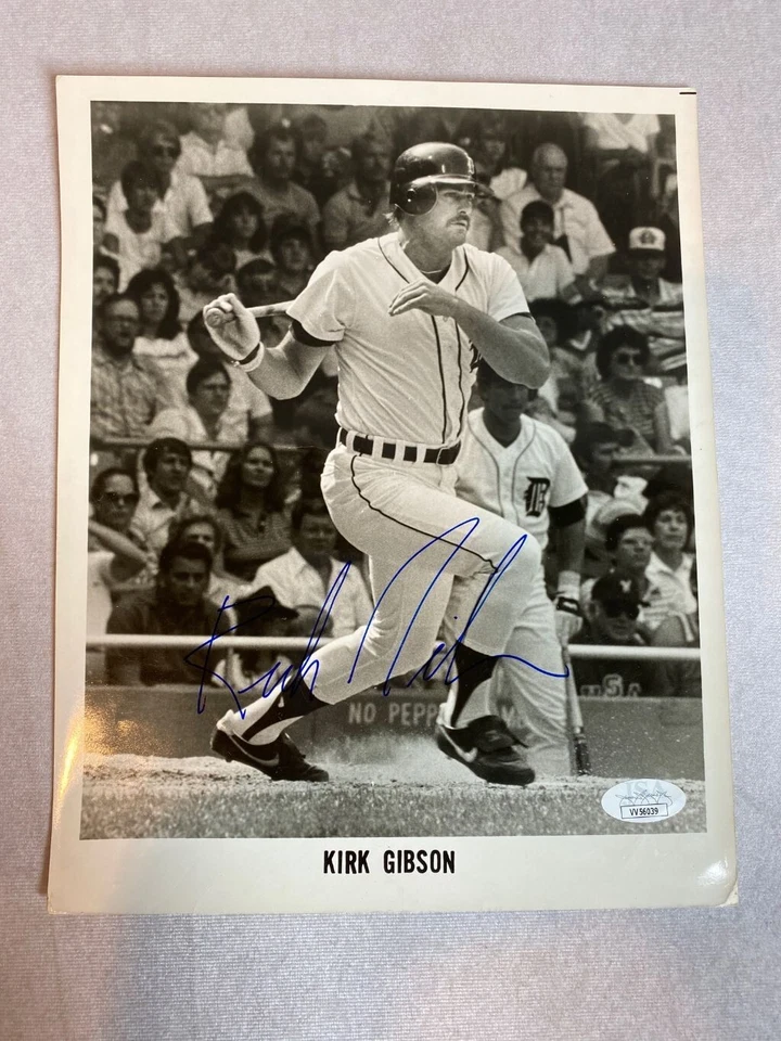 Kirk Gibson JSA Cert Signed  8x10 Photo Autograph Tigers - Image 2 of 3