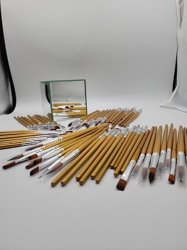 Artist Paint Brushes Set 70Pc Multiple Shapes and Sizes - Picture 7 of 10