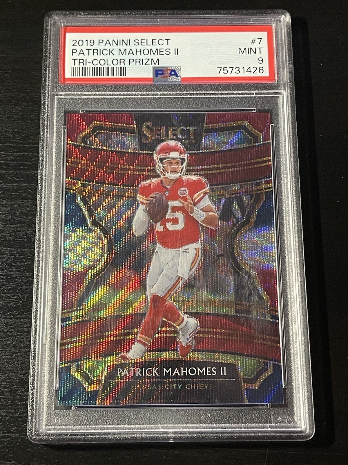 2019 Panini Select #7 Tri-Color Prizm /199 Patrick Mahomes II PSA 9