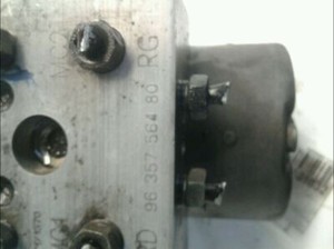 ABS PUMPE Citroën CITROEN BERLINGO 1 PHASE 2 2.0 HDi 90ch 2003 454151