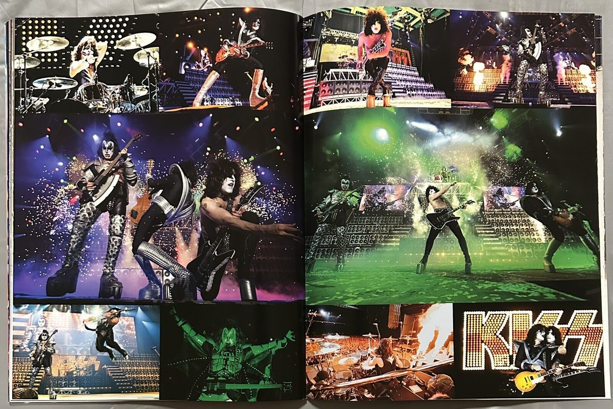 Kiss Alive 35 Sonic Boom Concert Program Tour Book Excellent