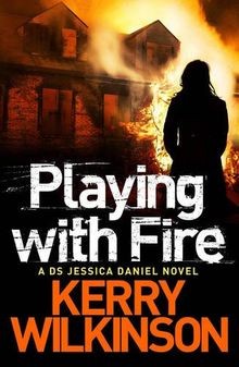 Playing with Fire (Jessica Daniel Book 5) (Jessica Danie... | Buch | Zustand gut