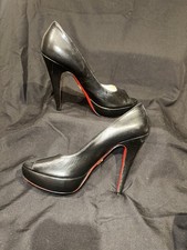 ⭐️FALL SALE⭐️ Prada Black Leather Heels. Sz 40.5. With a 5 inch heel.