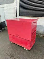 SITE TOOL BOX  / CHEST WITH LOCKS AND KEYS