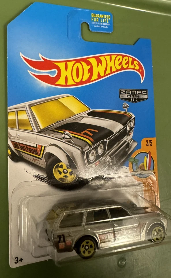 Hot Wheels Zamac '71 2017 Datsun Bluebird 510 Wagon 3/5 Surf's Up Foto 3 de 4