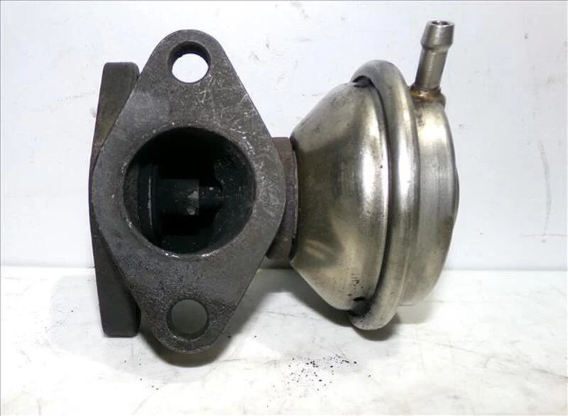 059131503 83243 válvula egr audi a8 2.5 tdi 1994-2002 1997 Foto 2 de 4