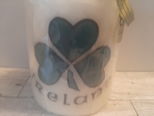 4 Inch Pillar Candle Ireland Carrigcraft Carrigaline Co Cork Shamrock Clover - Picture 3 of 9