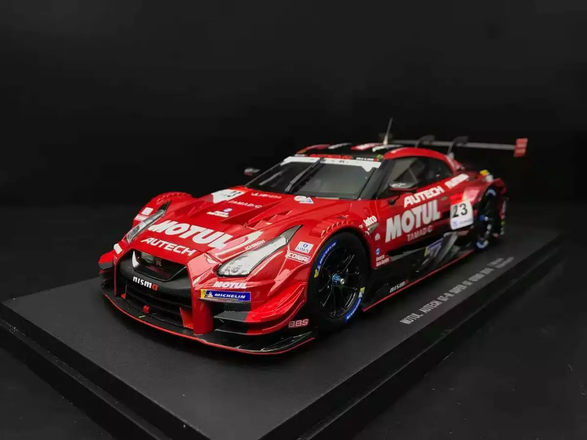 EBBRO 1/18 Nissan GTR 2018 MOTUL AUTECH GT-R SUPER GT500 # 81110