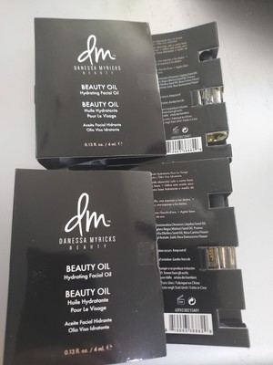 FOUR dm Danessa Myricks Beauty Hydrating Facial Beauty Oil with Gold Leaf .13oz 
