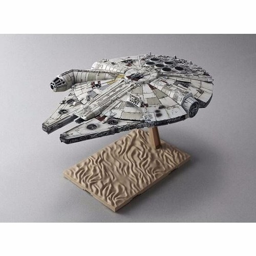 Star Wars The Force Awakens Millennium Falcon Bandai Model Kit 1:144 Scale - Picture 6 of 10