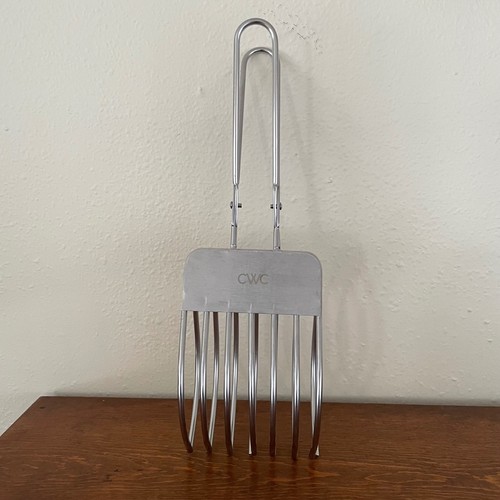 CWC Stainless Steel Heavyweight NWOT Tongs for Slicing Bread or Meat Kitchen