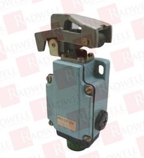 SCHNEIDER ELECTRIC XY2CC122 / XY2CC122 (USED)