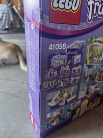 LEGO FRIENDS: Heartlake Shopping Mall (41058)
