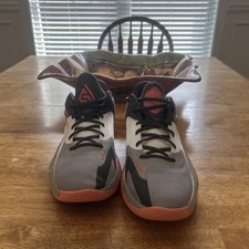 Nike Zoom Freak 4 White/Grey/ Brown Men’s Size 11.5