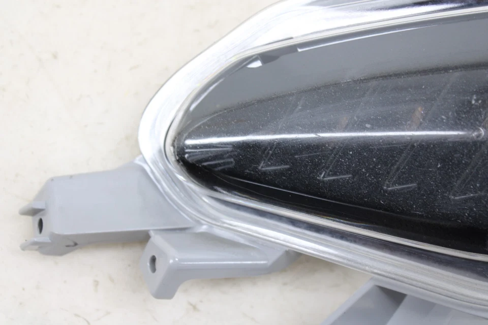 Luz antiniebla/delantera izquierda Mazda MX-5 Miata 2016-2023 OEM MV31 Foto 4 de 4