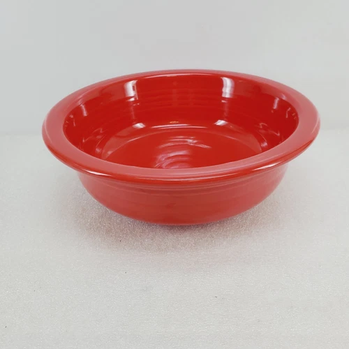 FIESTA LARGE 1 QUART SERVING BOWL scarlet red NEW