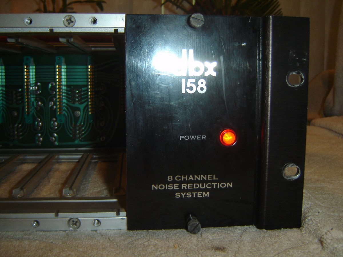DBX 158, Power & Rack Holder, 8 Channel Noise Reduction System