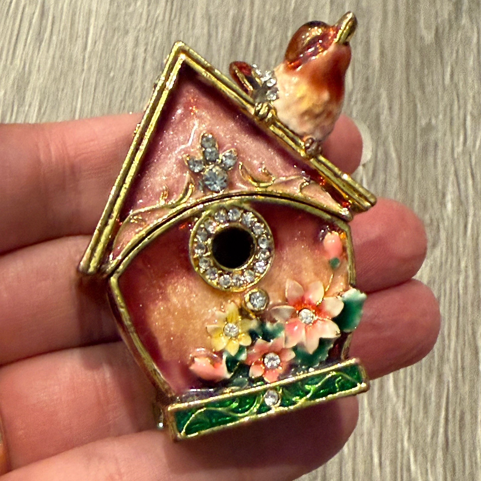 NOBILITY Birdhouse Floral Metal Enamel Hinged Magnetic Trinket Box Red Cardinal