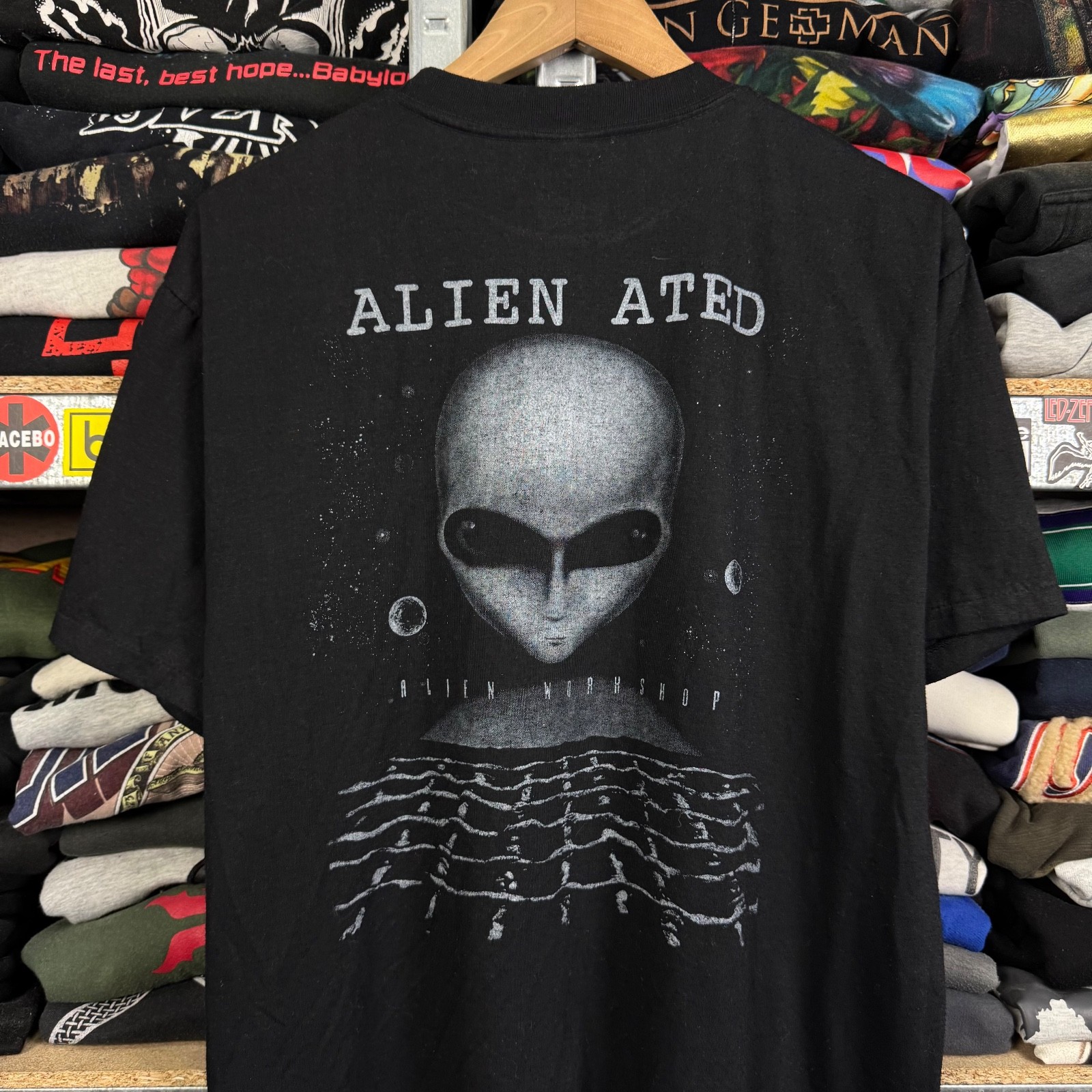 VINTAGE 90s ALIEN WORKSHOP ALIENATED SKATEBOARDS … - image 9